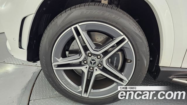 Mercedes-Benz GLS-Class (X167) GLS400d 4MATIC 2022 — фото 5