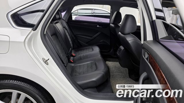 Volkswagen Passat 2.5 B7 2013 — фото 12
