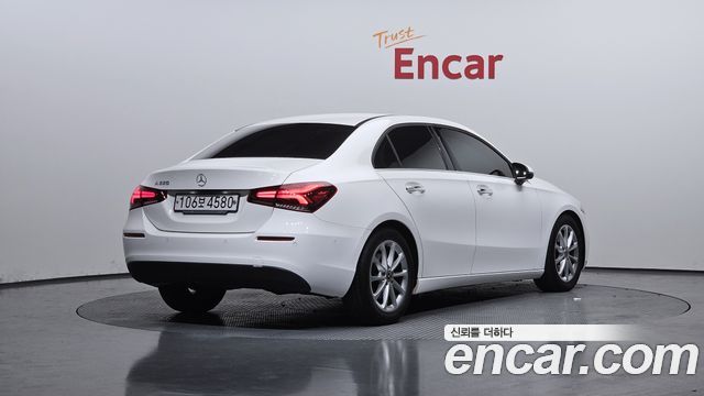 Mercedes-Benz A-Class (W177) A220 Sedan 2020 — фото 2