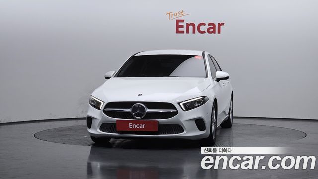 Mercedes-Benz A-Class (W177) A220 Sedan 2020 — фото 3