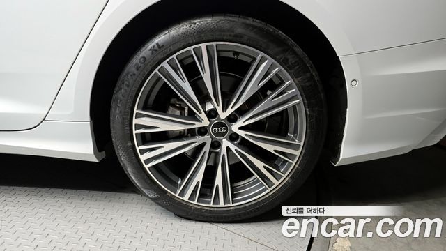 Audi A6 (C8) 45 TFSI Quattro Premium 2023 — фото 5