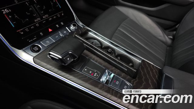 Audi A6 (C8) 45 TFSI Quattro Premium 2023 — фото 9