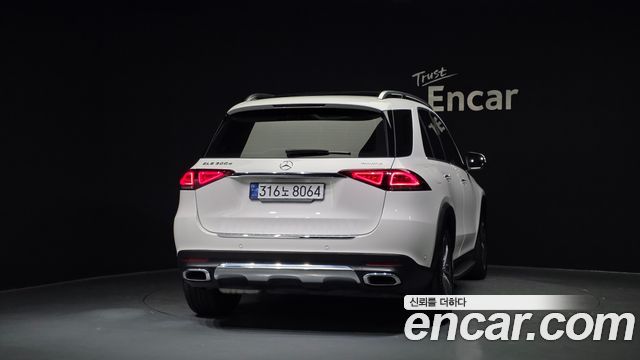 Mercedes-Benz GLE-Class (W167) GLE300d 4MATIC 2023 — фото 4