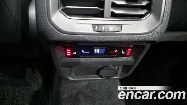 Volkswagen Tiguan Allspace 2.0 TSI Prestige 2023 — фото 23