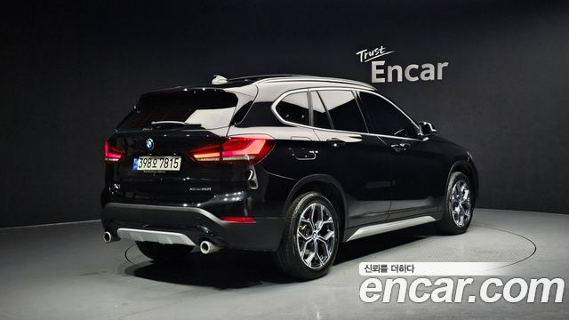BMW X1 (F48) xDrive 20i xLine 2021 — фото 2