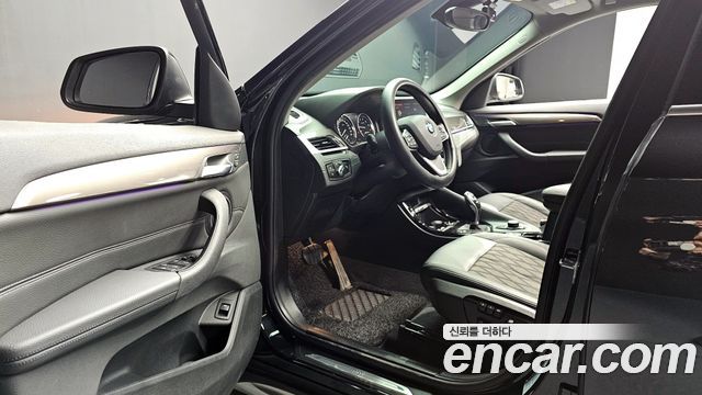 BMW X1 (F48) xDrive 20i xLine 2021 — фото 16