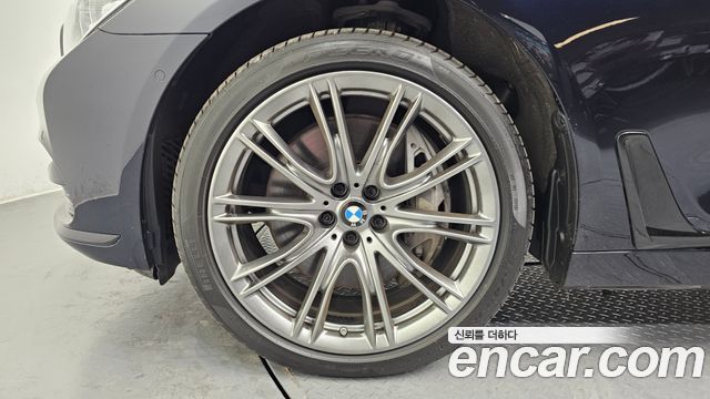 BMW 7 Series (G11) 750Li xDrive Vision 100 Edition 2016 — фото 5