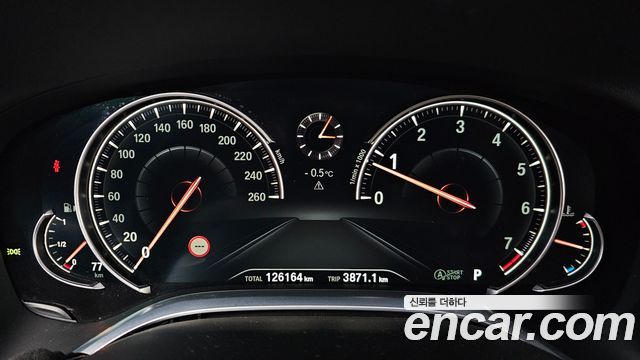 BMW 7 Series (G11) 750Li xDrive Vision 100 Edition 2016 — фото 8