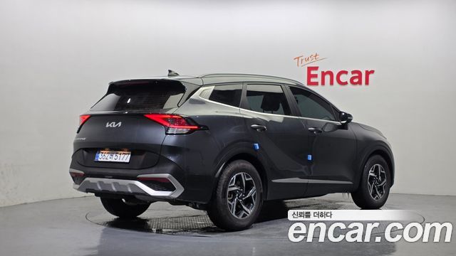 Kia Sportage (V) Diesel 2.0 2WD Prestige 2022 — фото 2