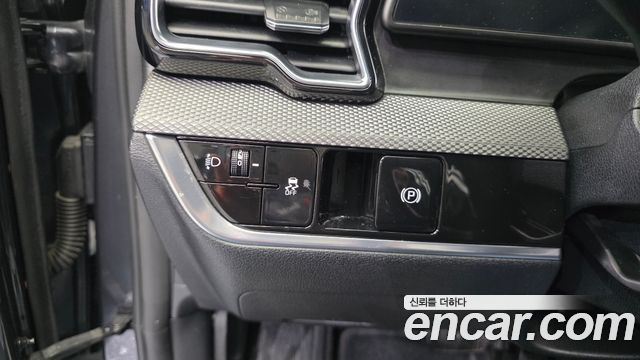 Kia Sportage (V) Diesel 2.0 2WD Prestige 2022 — фото 12