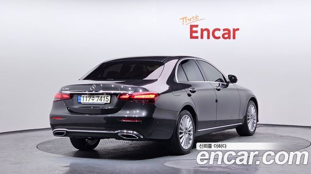 Mercedes-Benz E-Class (W213) E250 Exclusive 2021 — фото 2