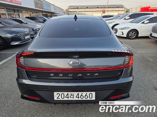 Hyundai Sonata (DN8) 1.6 Turbo Premium Plus 2022 — фото 3