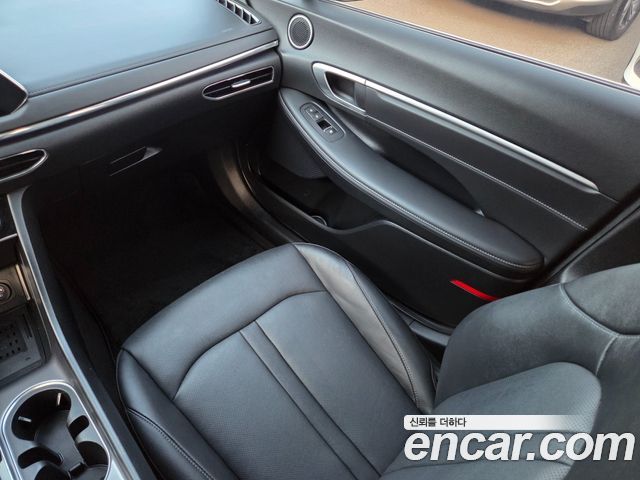 Hyundai Sonata (DN8) 1.6 Turbo Premium Plus 2022 — фото 9