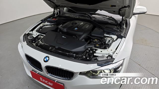 BMW 4 Series (F32) 420i Gran Coupe Special Edition 2020 — фото 6