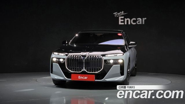 BMW 7 Series (G70) 740d xDrive M Sport 2025 — фото 3