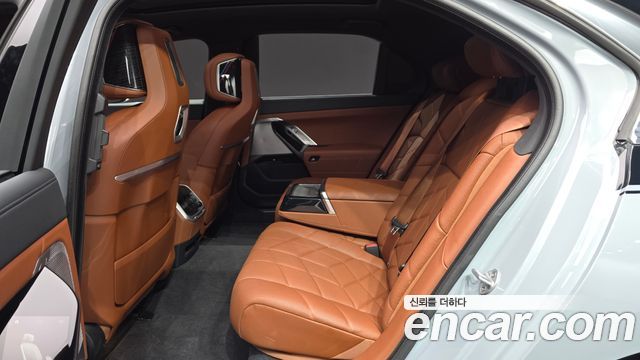 BMW 7 Series (G70) 740d xDrive M Sport 2025 — фото 12