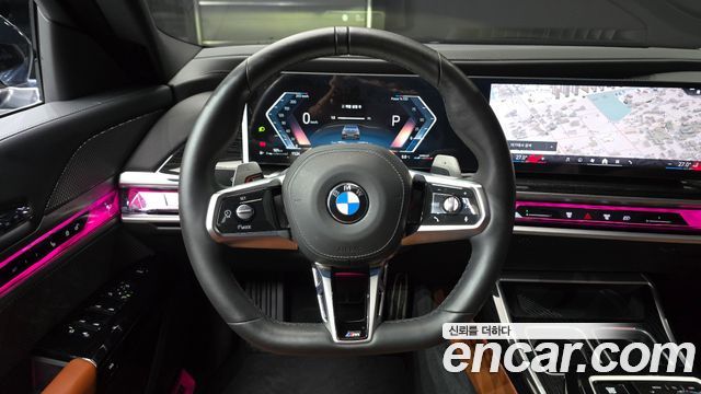 BMW 7 Series (G70) 740d xDrive M Sport 2025 — фото 13