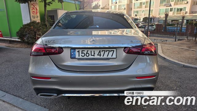 Mercedes-Benz E-Class (W213) E350 4MATIC AMG Line 2021 — фото 4