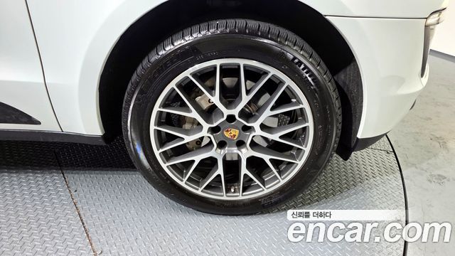 Porsche Macan 3.0 S Diesel 95B 2017 — фото 5