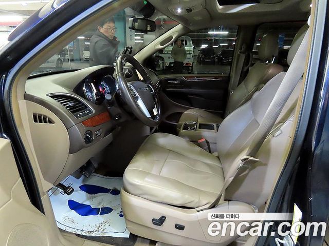 Chrysler Grand Voyager 3.6 LIMITED 2011 — фото 10