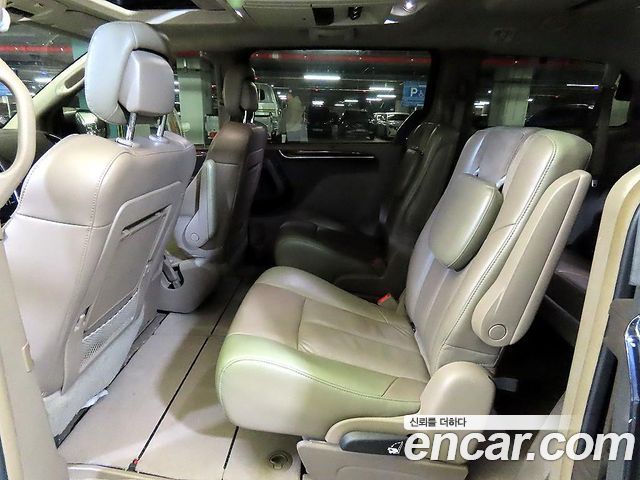 Chrysler Grand Voyager 3.6 LIMITED 2011 — фото 15