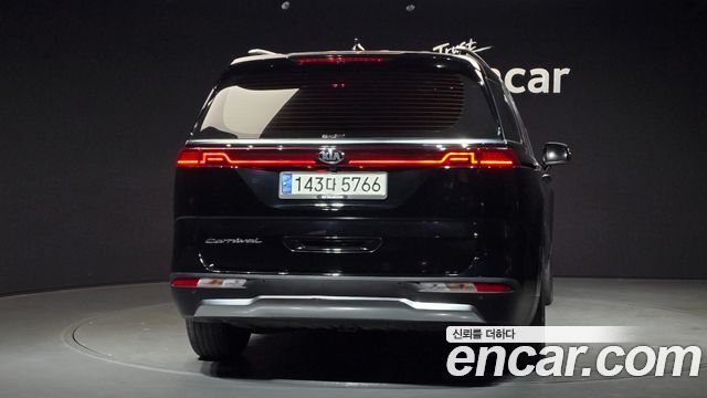 Kia Carnival (IV) Diesel 9-Seater Signature 2021 — фото 4