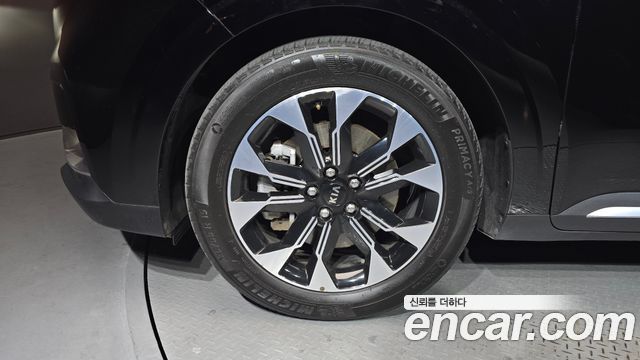 Kia Carnival (IV) Diesel 9-Seater Signature 2021 — фото 5