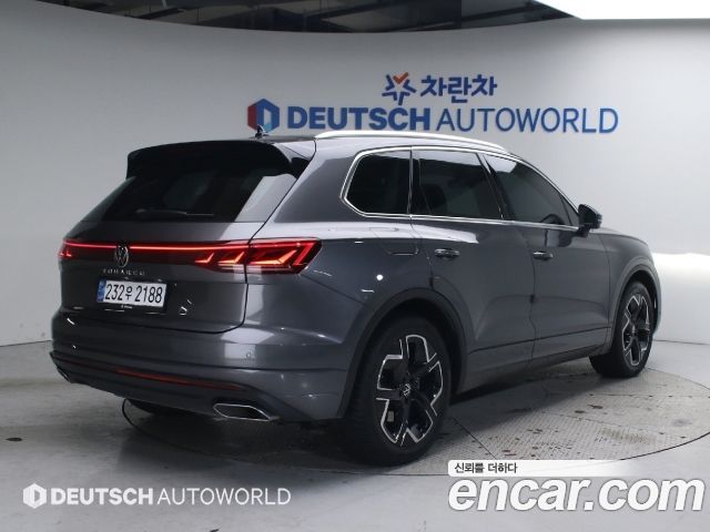 Volkswagen Touareg (III) 3.0 TDI Prestige 2024 — фото 2
