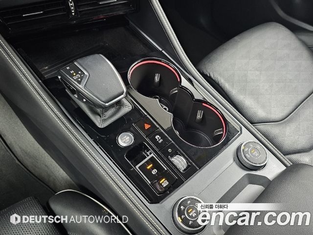 Volkswagen Touareg (III) 3.0 TDI Prestige 2024 — фото 9
