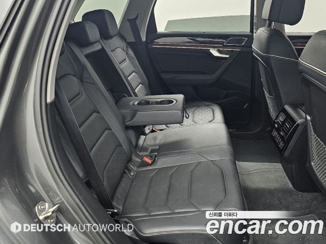 Volkswagen Touareg (III) 3.0 TDI Prestige 2024 — фото 16