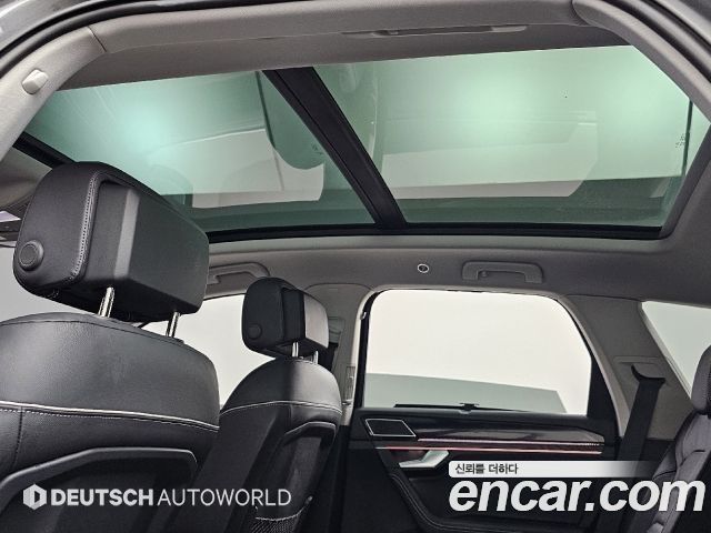 Volkswagen Touareg (III) 3.0 TDI Prestige 2024 — фото 23