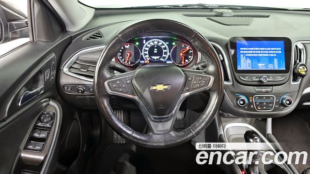 Chevrolet Malibu 2.0 Turbo LT Special 2019 — фото 13