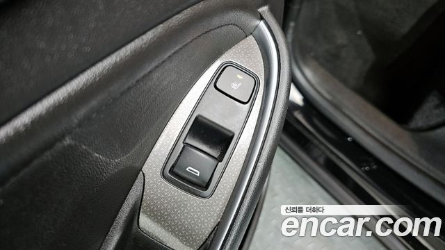 Chevrolet Malibu 2.0 Turbo LT Special 2019 — фото 19