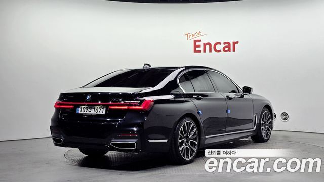 BMW 7 Series (G11) 730d xDrive M Sport 2021 — фото 2