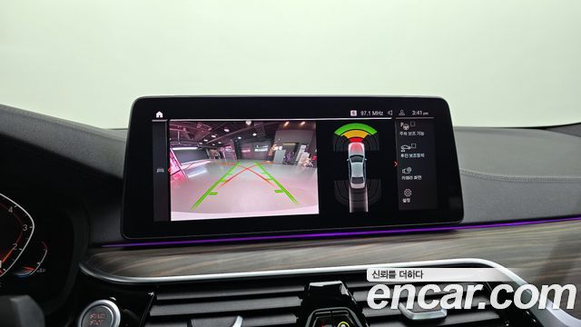 BMW 5 Series (G30) 530i M Sport Package 2021 — фото 16