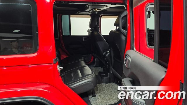 Jeep Wrangler (JL) 2.0 Overland 4Door 2021 — фото 12