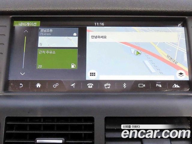 Land Rover Discovery Sport 2.0 TD4 SE 2017 — фото 17