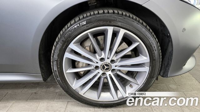 Mercedes-Benz CLS-Class (C257) CLS400d 4MATIC 2019 — фото 5