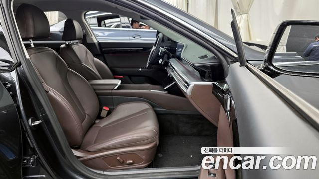 Hyundai Grandeur (GN7) 2,5 Gasoline 2WD Premium 2024 — фото 11