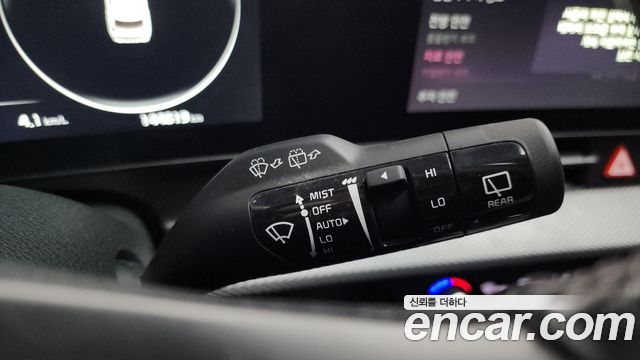 Kia Sportage (V) Diesel 2.0 2WD Prestige 2022 — фото 17
