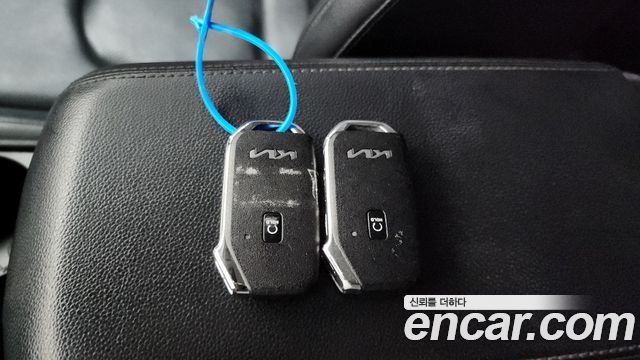 Kia Sportage (V) Diesel 2.0 2WD Prestige 2022 — фото 19