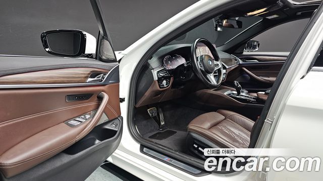 BMW 5 Series (G30) 530i M Sport Package 2021 — фото 15