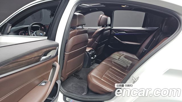 BMW 5 Series (G30) 530i M Sport Package 2021 — фото 16