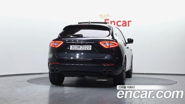 Maserati Levante 3.0 Diesel AWD GranLusso 2019 — фото 4
