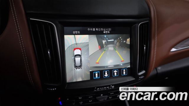 Maserati Levante 3.0 Diesel AWD GranLusso 2019 — фото 15
