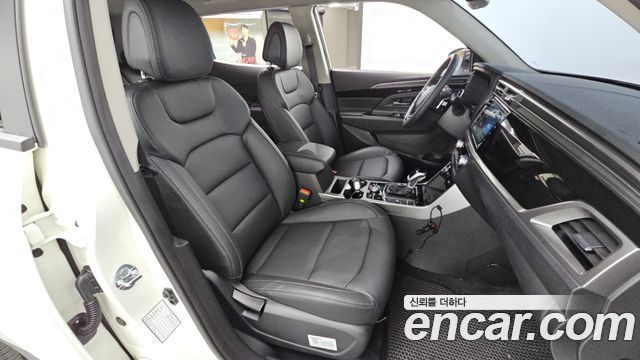 KG Mobility (SsangYong) Beautiful Korando Gasoline 1.5 4WD C7 Black Edition 2025 — фото 11