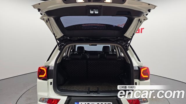 KG Mobility (SsangYong) Beautiful Korando Gasoline 1.5 4WD C7 Black Edition 2025 — фото 20