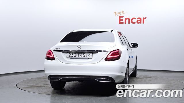 Mercedes-Benz C-Class (W205) C200 Avantgarde 2020 — фото 4
