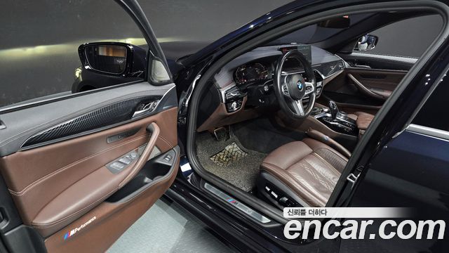 BMW 5 Series (G30) 530i M Sport Package 2021 — фото 10