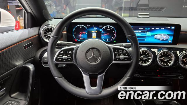 Mercedes-Benz A-Class (W177) A220 Sedan 2022 — фото 13